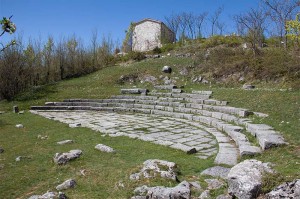 Iuvanum - Teatro 2