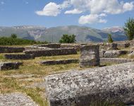 Foro con stele