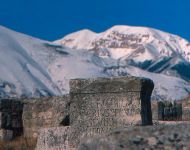 Foro con stele